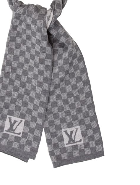 louis vuitton scarf men grey.